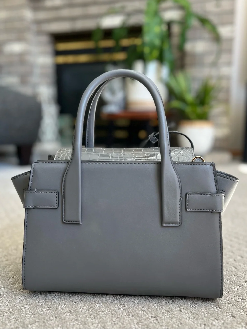 Michael Kors Carmen Satchel